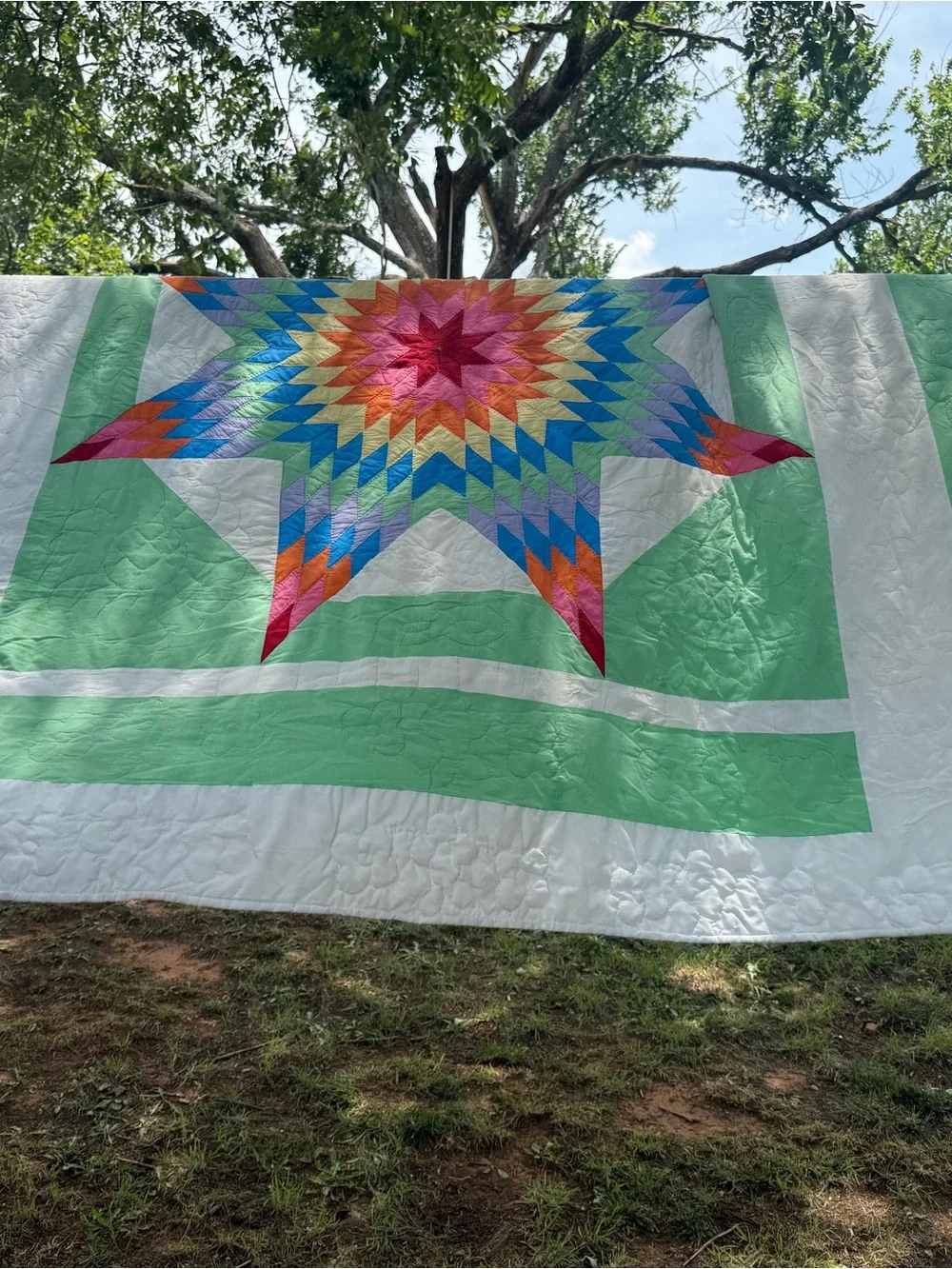 VINTAGE lone star Quilt in Multicolor